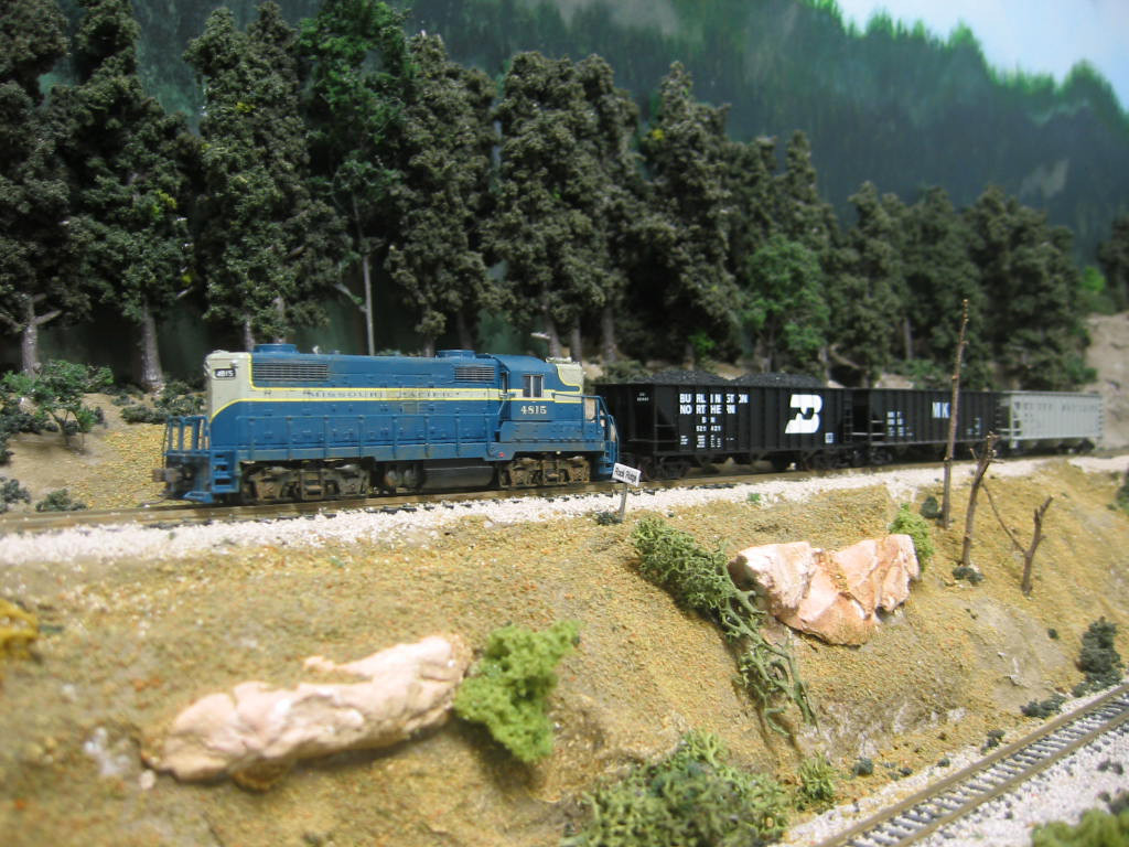 The Elaine switcher creeps along the line at Rock Ridge.